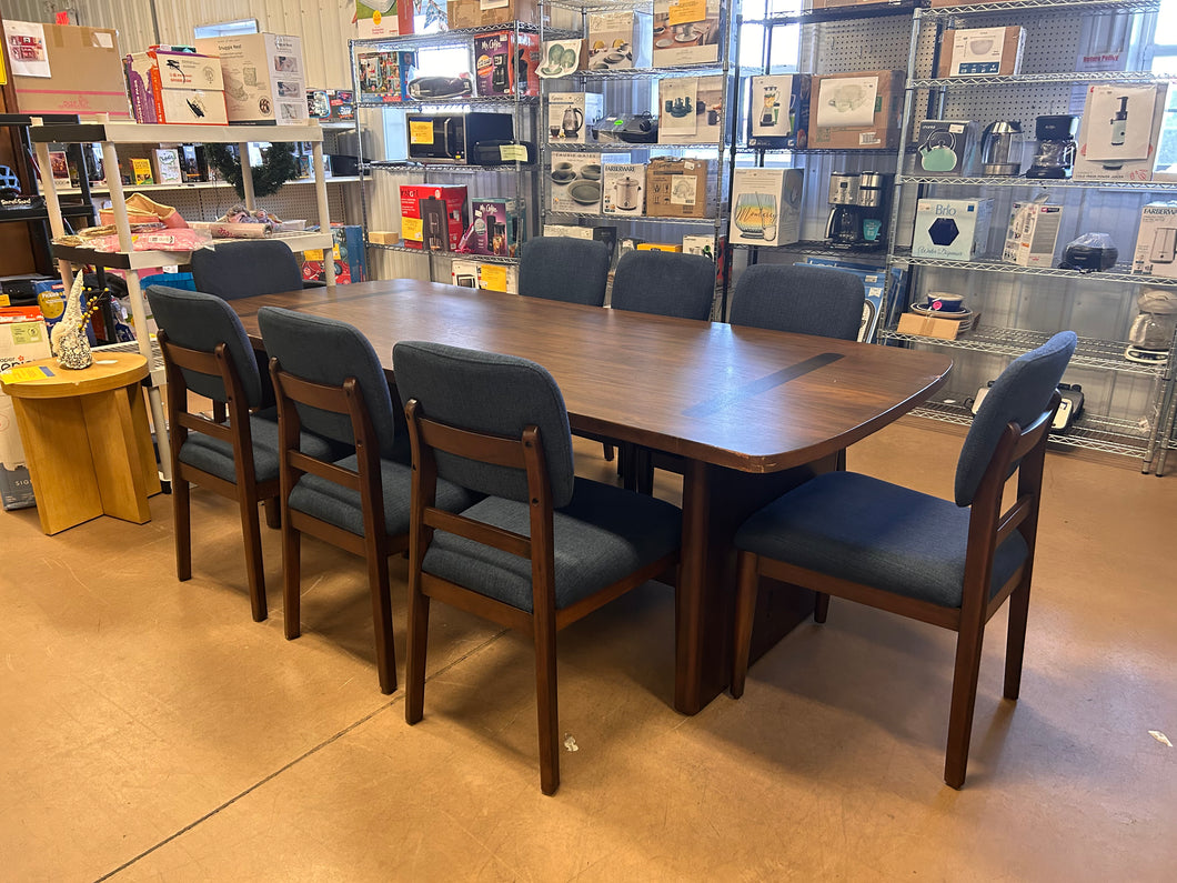 Isabel 9-piece Solid Wood Dining Set! (NEW & ASSEMBLED - TABLE CHIPPED/SCRATCHED FROM SHIPPING!)
