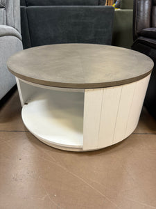 Flexsteel Melody 35” Round Coffee Table with Wheels!! NEW OUT OF BOX(SHIPPING DAMAGES)!!