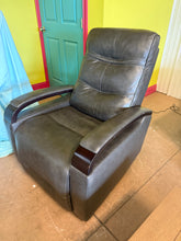 !!!SALVAGE SPECIAL!!! Canmore Leather Power Recliner with Power Headrest, Gray!! POWER RECLINE FEATURE DOES NOT WORK BUT CAN BE PUSHED BACK TO MANUALLY RECLINE!!