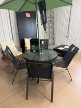 5 pc outdoor dining set- all new