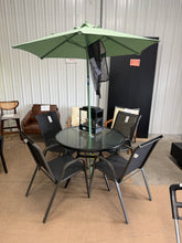 5 pc outdoor dining set- all new