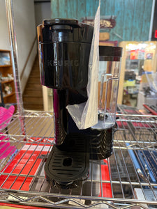 Keurig K-Express Coffee Maker, Single Serve K-Cup Pod Coffee Brewer, Black!! LIGHTLY USED(TESTED WORKS GREAT)!!