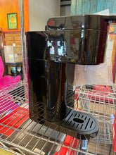 Keurig K-Express Coffee Maker, Single Serve K-Cup Pod Coffee Brewer, Black!! LIGHTLY USED(TESTED WORKS GREAT)!!