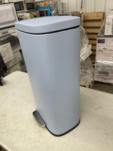 happimess Curtis 8-Gal. Step-Open Trash Can, Tide Pool Blue- brand new