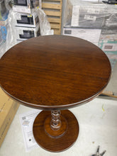 Convenience Concepts
Palm Beach Espresso Spindle End Table- new and assembled