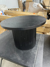 Round Coffee Table Solid Wood Circle Pedestal Table 23.6" x 15.7" - Wood/MDF- new / assembled