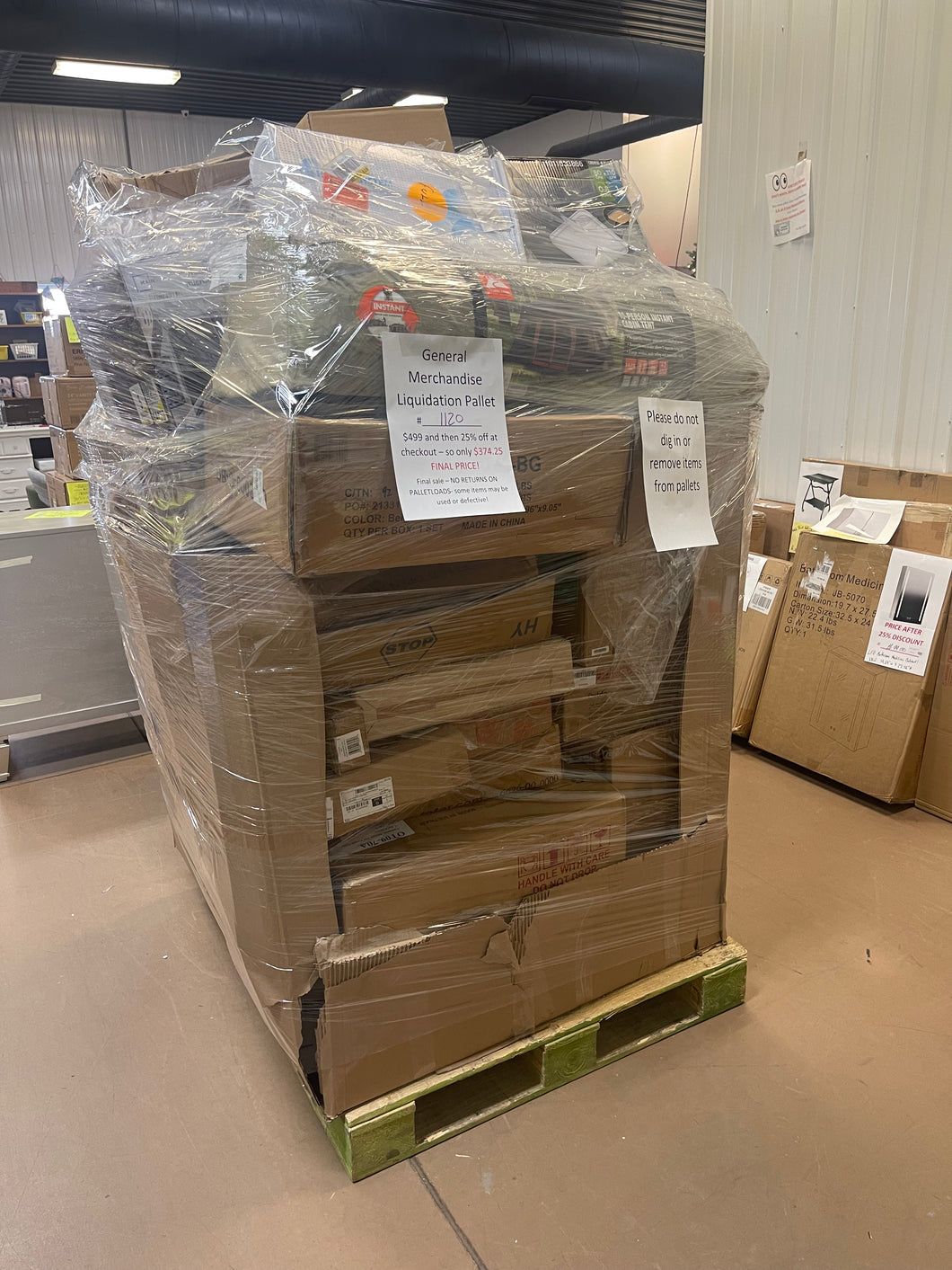 Jumbo Liquidation Pallet number 1120

Almost  7 ft tall!

General merchandise