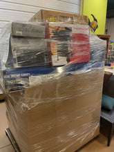 Jumbo Liquidation Pallet number 1121

Almost  7 ft tall!

General merchandise