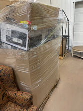 Jumbo Liquidation Pallet number 1121

Almost  7 ft tall!

General merchandise