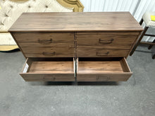Mainstays Ardent 8 Drawer Dresser, Brown!! NEW AND ASSEMBLED(ONE DRAWER HAS TINY BLEMISH)!!