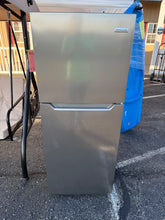 Frigidaire 10.1 cu. ft. Garage Ready Top Freezer Refrigerator in Fingerprint-Resistant Stainless Look, ENERGY STAR! (BRAND NEW)