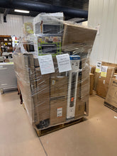 Jumbo Liquidation Pallet number 1126

Almost  7 ft tall!

General merchandise