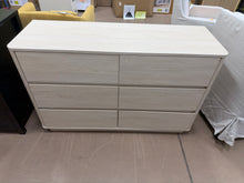 SALVAGE SPECIAL!! MODERN 5-DRAWER DRESSER WITH STORAGE COMPARTMENT! (NEW & ASSEMBLED – SHIPPING DAMAGE)