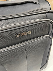 American Tourister Phenom LTE is the embodiment of reliable performance luggage.

This oversized carry on is perfect to pack all your extras for going to and from your destination