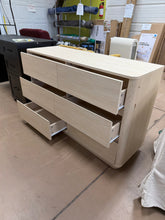 SALVAGE SPECIAL!! MODERN 5-DRAWER DRESSER WITH STORAGE COMPARTMENT! (NEW & ASSEMBLED – SHIPPING DAMAGE)