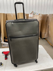 Skyline Softside Large Checked Spinner Suitcase - Gray Heather!! NEW!!