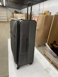 Skyline Softside Large Checked Spinner Suitcase - Gray Heather!! NEW!!