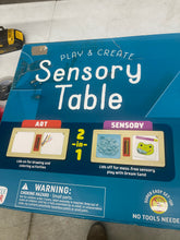 Chuckle & Roar Play & Create Sensory Table