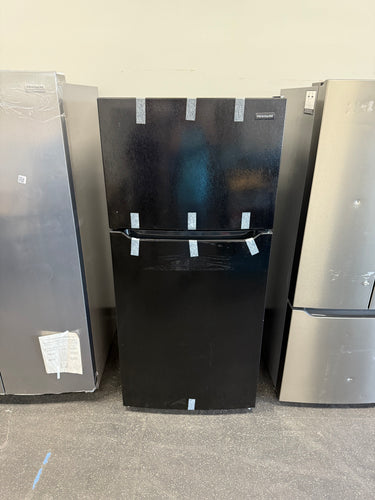 Frigidaire 18.3-cu ft Top-Freezer Refrigerator ( Black ) Garage Ready ENERGY STAR Certified! (BRAND NEW)