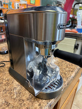 De’Longhi Dedica Duo espresso machine, compact size with built in frother for latte art, brew espresso, cold brew, lattes & more! (USED - TESTED)