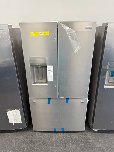 Frigidaire 28 Cu. Ft. Standard Depth French Door Refrigerator in Smudge-Proof Stainless Steel ENERGY STAR! (BRAND NEW)