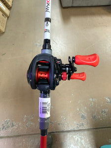Abu Garcia Max X Baitcast Fishing Combo, 7' Medium Heavy Rod, Right Handed Reel!! BRAND NEW!!
