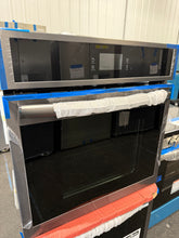 Frigidaire Gallery 27 in. Double Electric Built-In Wall Oven with Total Convection in Smudge-Proof Black Stainless Steel! (BRAND NEW)