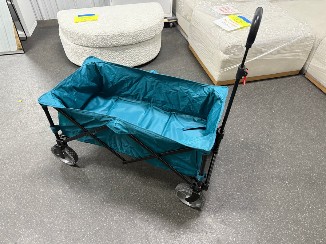 Embark Collapsible Wagon!! LIGHTLY USED, VERY CLEAN!!