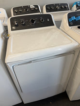7.2 cu. ft. vented Electric Dryer in White with Auto Dry- new - scratch & dent
