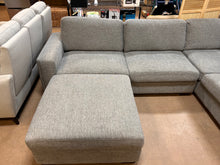 Maycen Fabric Sectional! (BRAND NEW!)