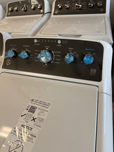 GE 4.5 cu. ft. Top Load Washer in White with Dual Action Agitator and Cold Plus, Sanitize with Oxi- New - scratch and dent
