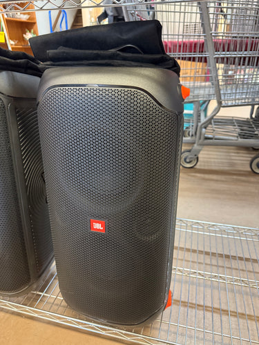 JBL Partybox 110 - Portable party speaker with 160W powerful sound, built-in lights and splashproof design - Black!! NEW!!