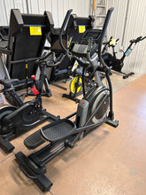 ProForm Carbon E7 Elliptical Magnetic Resistance Cross-trainer Elliptical! (USED - LIKE NEW!)