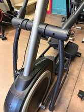 ProForm Carbon E7 Elliptical Magnetic Resistance Cross-trainer Elliptical! (USED - LIKE NEW!)