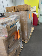 Jumbo Liquidation Pallet #2706

 

7 feet tall Gaylord
