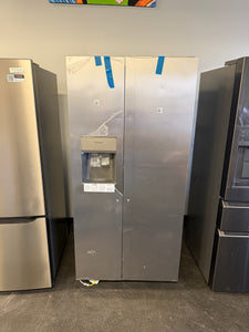 Frigidaire 25.6-cu ft Side-by-Side Refrigerator with Ice Maker, Water and Ice Dispenser (Fingerprint Resistant Stainless Steel) ENERGY STAR! (BRAND NEW - MINOR DENT ON DOOR!)