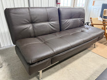 Ravenna Relax-A-Lounger Euro Lounger!! (NEW AND ASSEMBLED - HAS A SMALL THREAD FRONT LEFT CORNER!)