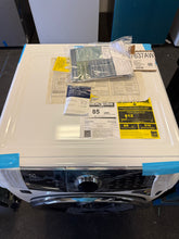 Electrolux SmartBoost 4.5-Cu. Feet High Efficiency Stackable Steam Cycle Front-Load Washer ( White ) ENERGY STAR! (BRAND NEW - DENTED SIDES)