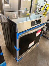 Frigidaire Gallery 30-in 5 Burners 6.2-cu ft Air Fry Convection Oven Slide-in Single Induction Range (Fingerprint Resistant Stainless Steel)! (BRAND NEW)