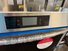 Frigidaire Gallery 30-in 5 Burners 6.2-cu ft Air Fry Convection Oven Slide-in Single Induction Range (Fingerprint Resistant Stainless Steel)! (BRAND NEW)