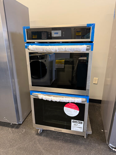 !!REDUCED!! MAKE YOUR KITCHEN THE TALK OF YOUR NEXT HOME PARTY WITH THIS BEAUTIFUL DOUBLE WALL OVEN!!

Frigidaire Gallery 27 inch Double Electric Wall Oven with Air Fry Self + Steam Cleaning ( Fingerprint Resistant Stainless Steel )! (BRAND NEW)