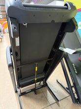 NordicTrack Commercial Series 1250 Treadmill! (STORE DISPLAY - HAS SOME USAGE BUT IS CLEAN!) - (MUST BRING A TRUCK OR TRAILER FOR PICK UP - WILL NOT FIT IN AN SUV!)