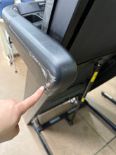 NordicTrack Commercial Series 1250 Treadmill! (STORE DISPLAY - HAS SOME USAGE BUT IS CLEAN!) - (MUST BRING A TRUCK OR TRAILER FOR PICK UP - WILL NOT FIT IN AN SUV!)