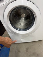 LG 4.5 Cu. Ft. Ultra Large Capacity Front Load Washer with ColdWash & 6Motion Technology
 - new - scratch and dent