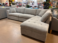 Thomasville Miles Fabric Sectional with Power Footrest! (BRAND NEW & ASSEMBLED)!!