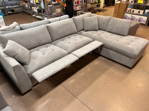 Thomasville Miles Fabric Sectional with Power Footrest! (BRAND NEW & ASSEMBLED)!!