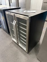 Silhouette Dual Zone 23.81 in. Wide 60 beverage cans and 27 bottles of wine Built-in Beverage Center in Stainless Steel! (BRAND NEW)