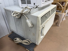 Fredders 12,000 BTU Digital Window Air Conditioner! (USED - MISSING SIDE PANELS)