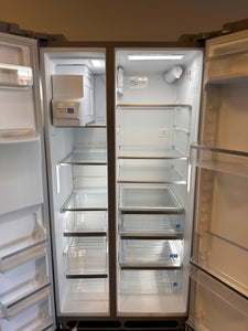 Frigidaire Gallery 25.6-cu ft Side-by-Side Refrigerator with Ice Maker, Water and Ice Dispenser (Fingerprint Resistant Stainless Steel) ENERGY STAR! (BRAND NEW - MINOR SCRATCH/BLEMISH ON BOTTOM OF DOOR - MISSING HANDLES!