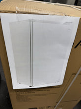 Magic Chef 3.2 cu. ft. Mini Refrigerator in White, ENERGY STAR! (NEW IN BOX)